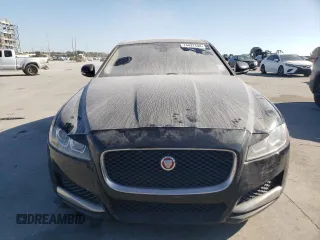 2018 Jaguar XF 25t with VIN SAJBR4FX6JCY61663, listed as a Copart auction lot 74427544 with 0 mi miles and Clean Title. Bid and sale history available at carsss.com. Image 5.