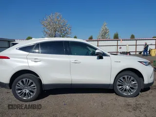 2021 Toyota Venza LE with VIN JTEAAAAH8MJ060065, listed as a IAAI auction lot 42099481 with 64,116 mi miles and . Bid and sale history available at DreamBid. Image 13.
