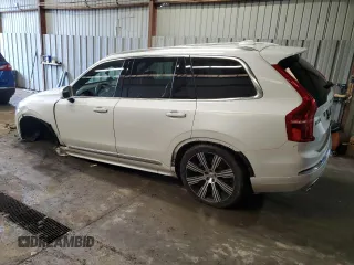 2021 Volvo XC90 Inscription with VIN YV4A22PLXM1767880, listed as a Copart auction lot 43583595 with 87,043 mi miles and Salvage title. Bid and sale history available at DreamBid. Image 2.