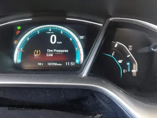 2017 Honda Civic EX-T with VIN 19XFC1F3XHE008442, listed as a IAAI auction lot 42004598 with 187,250 mi miles. Bid and sale history available at carsss.com. Image 7.
