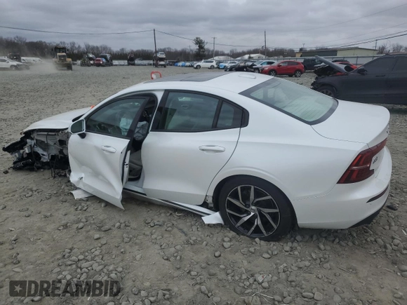 2020 Volvo S60 Momentum with VIN 7JR102FK7LG044227, listed as a Copart auction lot 47874215 with 34,946 mi miles and Salvage Title. Bid and sale history available at carsss.com. Image 2.