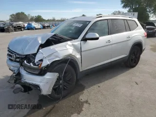 2018 Volkswagen Atlas SE с VIN 1V2DR2CA8JC579860, выставлен на аукционе Copart как лот 48122545 с пробегом 123 298 миль миль и Списание • Salvage title. История ставок и продаж доступна на DreamBid. Изображение 1.