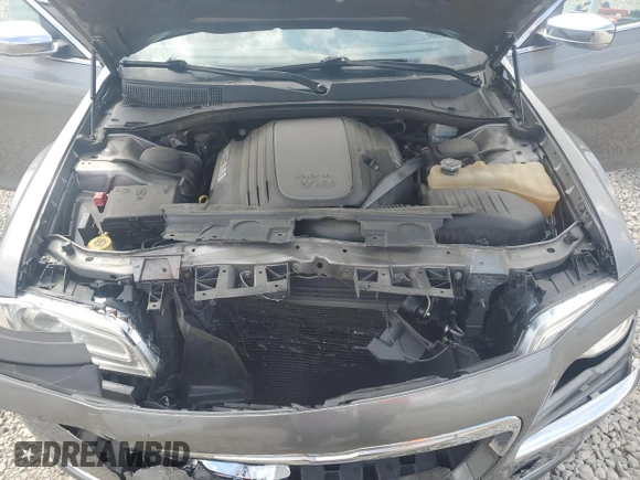 2011 Chrysler 300 C z VIN 2C3CK6CT8BH573845, wystawiony jako Copart lot #56337545 z przebiegiem 89 332 mil mil oraz Szkoda całkowita • Salvage title. Historia ofert i sprzedaży dostępna na DreamBid. Obrazek 11.