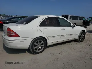 2004 Mercedes-Benz C 240 с VIN WDBRF61J84E016034, выставлен на аукционе Copart как лот 56118485 с пробегом Не указан миль и Списание • Salvage title. История ставок и продаж доступна на DreamBid. Изображение 3.
