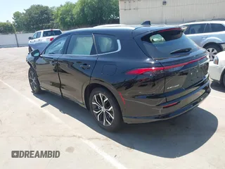 2025 Toyota Crown XLE с VIN JTDACAAJ4S3013344, выставлен на аукционе IAAI как лот 42453453 с пробегом 10 607 миль миль и . История ставок и продаж доступна на DreamBid. Изображение 3.