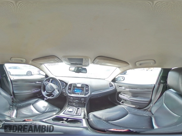 2016 Chrysler 300 Limited z VIN 2C3CCAAG1GH233711, wystawiony jako Copart lot #53933315 z przebiegiem 246 395 mil mil oraz Szkoda całkowita • Salvage title. Historia ofert i sprzedaży dostępna na DreamBid. Obrazek 15.