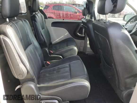 2015 Chrysler Town & Country Touring L with VIN 2C4RC1CG0FR513812, listed as a Copart auction lot 77467854 with 157,196 mi miles and Clean Title. Bid and sale history available at DreamBid. Image 11.