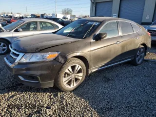2014 Honda Crosstour EX-L with VIN 5J6TF2H54EL003149, listed as a Copart auction lot 43042725 with 146,425 mi miles and Salvage Title. Bid and sale history available at carsss.com. Image 1.