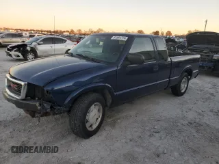 2003 GMC Sonoma with VIN 1GTCS19H638255246, listed as a Copart auction lot 81984774 with Not Provided miles and Salvage Title. Bid and sale history available at DreamBid. Image 1.