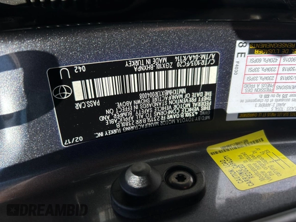 2018 Toyota C-HR XLE with VIN NMTKHMBX1JR004008, listed as a Copart auction lot 61504265 with 106,802 mi miles and Clean title. Bid and sale history available at DreamBid. Image 10.