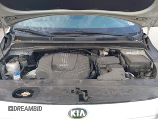 2016 Kia Sedona LX with VIN KNDMB5C13G6179817, listed as a IAAI auction lot 41908690 with 190,357 mi miles. Bid and sale history available at carsss.com. Image 10.
