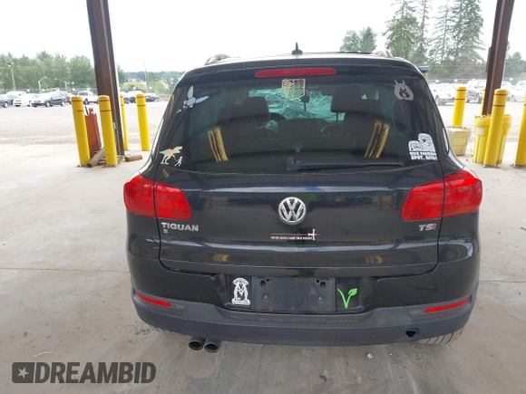 2016 Volkswagen Tiguan R-Line с VIN WVGAV7AX6GW587270, выставлен на аукционе IAAI как лот 42733875 с пробегом Не указан миль и . История ставок и продаж доступна на DreamBid. Изображение 16.