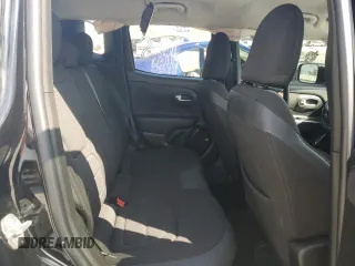 2017 Jeep Renegade Altitude with VIN ZACCJBBH6HPG29616, listed as a Copart auction lot 48911005 with 121,526 mi miles and Salvage title. Bid and sale history available at DreamBid. Image 10.