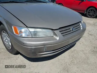 1999 Toyota Camry LE с VIN 4T1BG28K8XU483578, выставлен на аукционе IAAI как лот 42450294 с пробегом 122 664 миль миль и . История ставок и продаж доступна на DreamBid. Изображение 6.