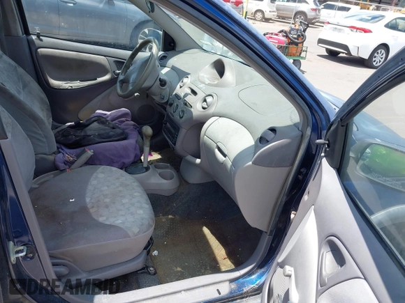 2001 Toyota ECHO with VIN JTDBT123210188518, listed as a IAAI auction lot 42225655 with Not Provided miles and . Bid and sale history available at DreamBid. Image 5.