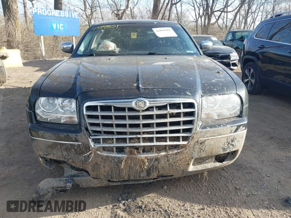 2010 Chrysler 300 Touring with VIN 2C3CA5CV2AH134024, listed as a IAAI auction lot 41899901 with 164,797 mi miles. Bid and sale history available at carsss.com. Image 13.