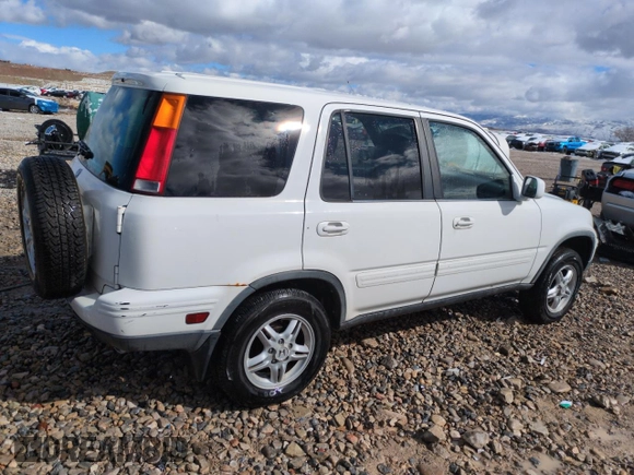 2000 Honda CR-V SE with VIN JHLRD1879YS016641, listed as a Copart auction lot 42824175 with 149,915 mi miles and Salvage Title. Bid and sale history available at carsss.com. Image 3.
