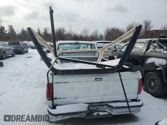 1992 Ford F-150 with VIN 2FTDF15Y5NCA31541, listed as a Copart auction lot 85058754 with 138,467 mi miles and Salvage Title. Bid and sale history available at carsss.com. Image 6.