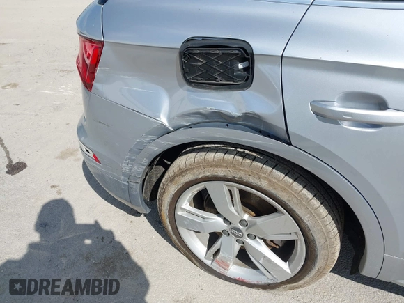 2018 Audi Q5 Premium Plus z VIN WA1BNAFY3J2234064, wystawiony jako IAAI lot #41923348 z przebiegiem 96 975 mil mil oraz . Historia ofert i sprzedaży dostępna na DreamBid. Obrazek 6.