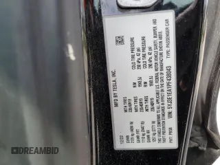 2023 Tesla Model 3 z VIN 5YJ3E1EA1PF438043, wystawiony jako Copart lot #61090305 z przebiegiem Nie podano mil oraz Nie do naprawy • Non repairable. Historia ofert i sprzedaży dostępna na DreamBid. Obrazek 12.