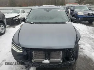 2023 Volkswagen Tiguan SE R-Line Black with VIN 3VV8B7AX2PM108307, listed as a Copart auction lot 43910665 with 21,448 mi miles and Salvage Title. Bid and sale history available at DreamBid. Image 5.