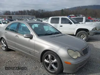 2004 Mercedes-Benz C 230 Kompressor with VIN WDBRF40J54F537440, listed as a IAAI auction lot 41715435 with 71,763 mi miles and . Bid and sale history available at DreamBid. Image 1.