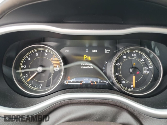 2018 Jeep Cherokee Overland z VIN 1C4PJMJX0JD551084, wystawiony jako Copart lot #61356055 z przebiegiem 30 561 mil mil oraz Szkoda całkowita • Salvage title. Historia ofert i sprzedaży dostępna na DreamBid. Obrazek 9.