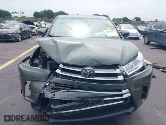 2017 Toyota Highlander LE with VIN 5TDZZRFH4HS230793, listed as a IAAI auction lot 42651539 with 27,183 mi miles and . Bid and sale history available at DreamBid. Image 12.