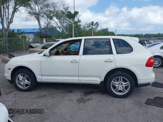 2010 Porsche Cayenne z VIN WP1AA2AP6ALA07199, wystawiony jako IAAI lot #41975088 z przebiegiem 150 152 mil mil oraz . Historia ofert i sprzedaży dostępna na DreamBid. Obrazek 14.
