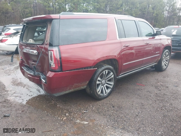 2020 GMC Yukon XL Denali with VIN 1GKS1HKJ7LR170497, listed as a IAAI auction lot 41562109 with 97,357 mi miles. Bid and sale history available at carsss.com. Image 4.