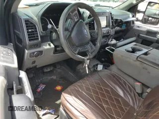 2019 Ford F-350 XL with VIN 1FT8W3DT0KEE63303, listed as a Copart auction lot 59960655 with Not provided miles and Salvage title. Bid and sale history available at DreamBid. Image 8.