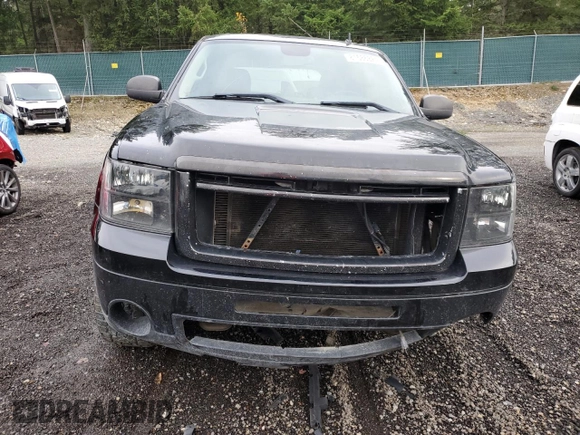2008 GMC Sierra 1500 Work Truck z VIN 2GTEK13M781164978, wystawiony jako Copart lot #81586824 z przebiegiem 137 574 mil mil oraz Szkoda całkowita • Salvage title. Historia ofert i sprzedaży dostępna na DreamBid. Obrazek 5.