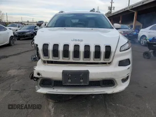 2017 Jeep Cherokee Overland z VIN 1C4PJMJS6HW589275, wystawiony jako Copart lot #51163465 z przebiegiem 76 214 mil mil oraz Szkoda całkowita • Salvage title. Historia ofert i sprzedaży dostępna na DreamBid. Obrazek 5.