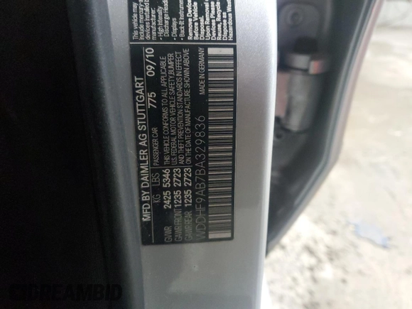 2011 Mercedes-Benz E 550 Luxury with VIN WDDHF9AB7BA329836, listed as a Copart auction lot 56371885 with 245,527 mi miles and Salvage title. Bid and sale history available at DreamBid. Image 12.