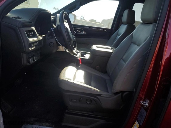 2021 Chevrolet Tahoe Z71 with VIN 1GNSKPKD8MR196810, listed as a Copart auction lot 83349244 with 42,807 mi miles and Salvage Title. Bid and sale history available at carsss.com. Image 7.