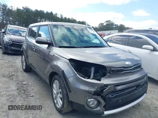 2018 Kia Soul + with VIN KNDJP3A58J7568064, listed as a IAAI auction lot 41628469 with 98,947 mi miles. Bid and sale history available at carsss.com. Image 13.