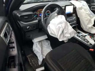 2020 Ford Explorer XLT z VIN 1FMSK8DH4LGB68572, wystawiony jako Copart lot #43618155 z przebiegiem 131 326 mil mil oraz Nie do naprawy • Non repairable. Historia ofert i sprzedaży dostępna na DreamBid. Obrazek 8.