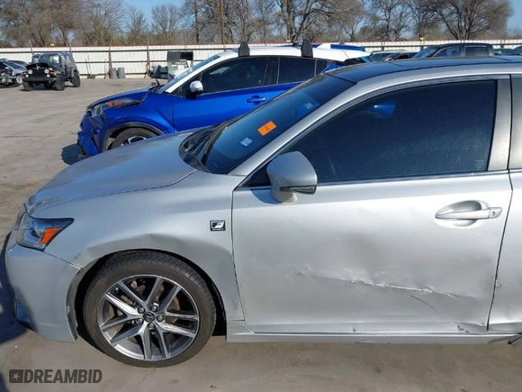 2014 Lexus CT 200h Hybrid with VIN JTHKD5BH2E2180234, listed as a IAAI auction lot 41699706 with 72500 miles. Bid and sale history available at carsss.com. Image 17.