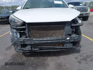 2017 Hyundai Tucson SE with VIN KM8J3CA44HU511581, listed as a IAAI auction lot 41687971 with 111,981 mi miles. Bid and sale history available at carsss.com. Image 6.