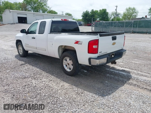 2009 Chevrolet Silverado 1500 LT with VIN 1GCEK290X9Z291310, listed as a IAAI auction lot 42055477 with 154,712 mi miles and . Bid and sale history available at DreamBid. Image 3.