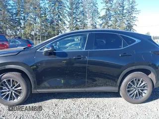2024 Lexus NX 350h Premium z VIN JTJGKCEZ9R5021993, wystawiony jako IAAI lot #41634554 z przebiegiem 4 871 mil mil oraz . Historia ofert i sprzedaży dostępna na DreamBid. Obrazek 15.