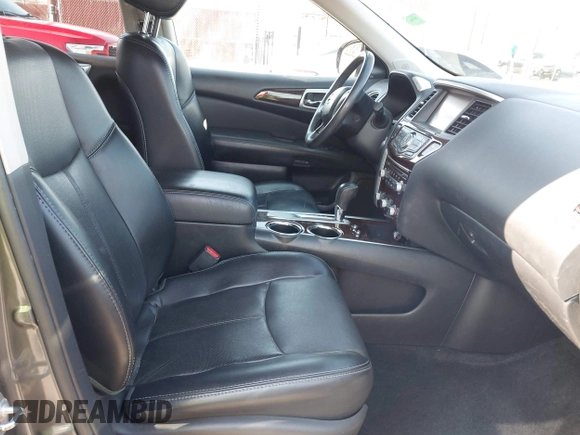 2015 Nissan Pathfinder Platinum with VIN 5N1AR2MN8FC693981, listed as a IAAI auction lot 42145556 with 161,142 mi miles and . Bid and sale history available at DreamBid. Image 5.