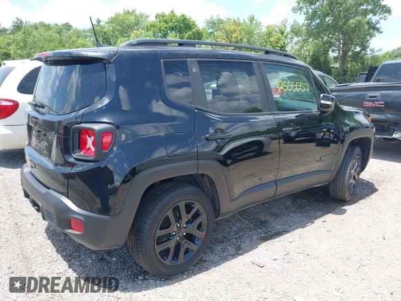 2018 Jeep Renegade Latitude with VIN ZACCJBBB2JPH59443, listed as a IAAI auction lot 42555557 with 66,689 mi miles and . Bid and sale history available at DreamBid. Image 4.
