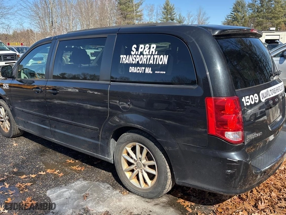 2015 Dodge Grand Caravan SXT Plus with VIN 2C4RDGCG6FR541095, listed as a Copart auction lot 48913695 with 193,306 mi miles and Clean Title. Bid and sale history available at carsss.com. Image 3.
