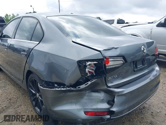 2017 Volkswagen Jetta S with VIN 3VW2B7AJ5HM368618, listed as a IAAI auction lot 42435559 with 112,781 mi miles and . Bid and sale history available at DreamBid. Image 6.