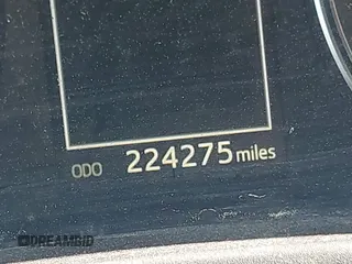 2016 Toyota Highlander XLE z VIN 5TDKKRFH9GS172801, wystawiony jako IAAI lot #41977342 z przebiegiem 224 275 mil mil oraz . Historia ofert i sprzedaży dostępna na DreamBid. Obrazek 14.