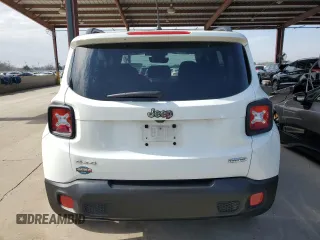 2017 Jeep Renegade Latitude with VIN ZACCJBBB9HPE95809, listed as a Copart auction lot 45091095 with 138,263 mi miles and Clean Title. Bid and sale history available at carsss.com. Image 6.