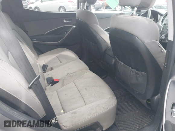 2016 Hyundai Santa Fe z VIN 5XYZU3LB1GG358111, wystawiony jako IAAI lot #42377494 z przebiegiem 92 745 mil mil oraz . Historia ofert i sprzedaży dostępna na DreamBid. Obrazek 8.