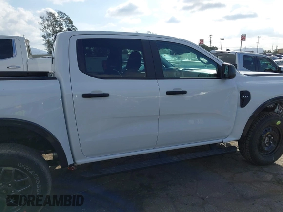 2024 Ford Ranger with VIN 1FTER4HPXRLE39741, listed as a IAAI auction lot 41471689 with 301 mi miles and . Bid and sale history available at DreamBid. Image 14.