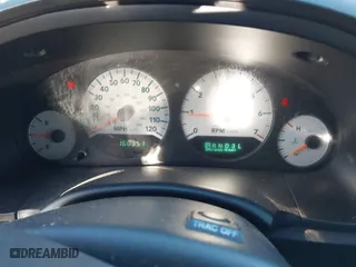 2005 Dodge Caravan SXT with VIN 2D4GP44L55R477013, listed as a IAAI auction lot 41670454 with 166,351 mi miles. Bid and sale history available at carsss.com. Image 7.